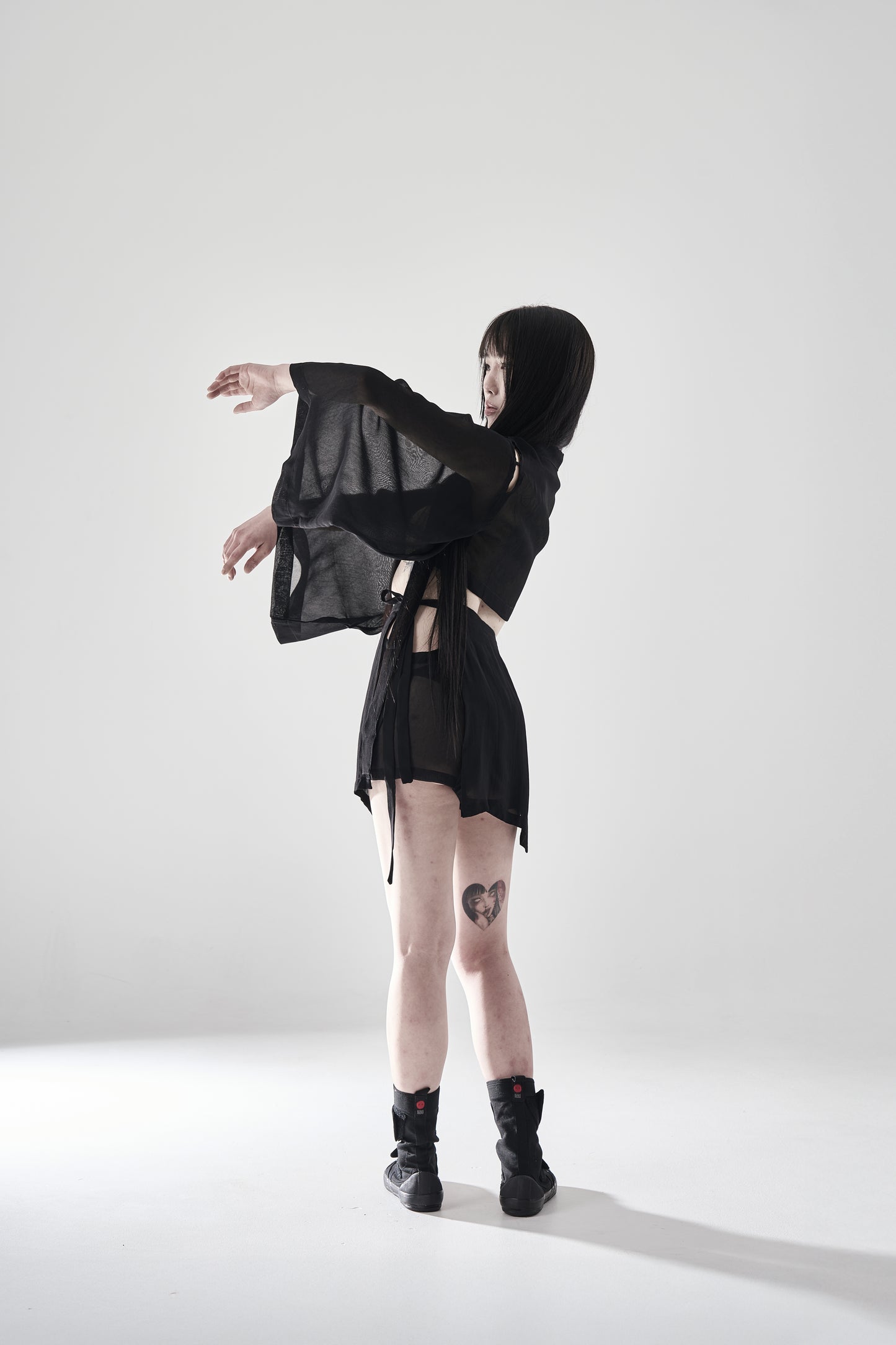 YEON -SKORT